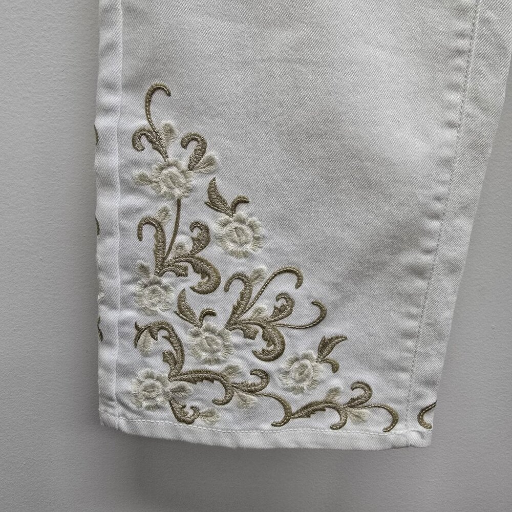 Coldwater Creek Classic Fit Embroidered Jeans Sz 14 Straight Fit Stretch Comfort - Picture 5 of 10